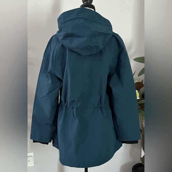 💙 NWT Pendleton Women's Hooded Rain Jacket - Wind Resistant, Waterproof💙 - Picture 3 of 13
